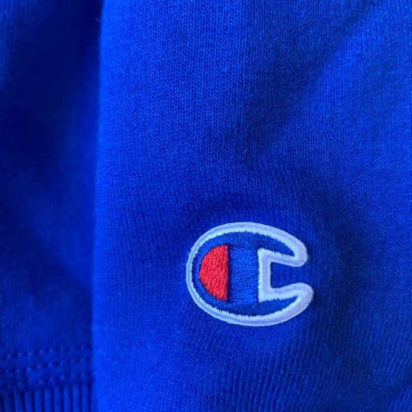 Boy’s champion sweater - Picture 11 of 11